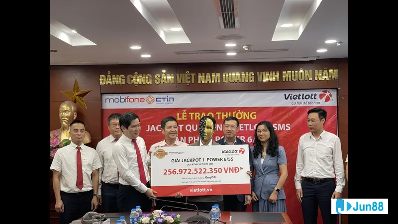 Tham gia với tinh thần tích cực và
